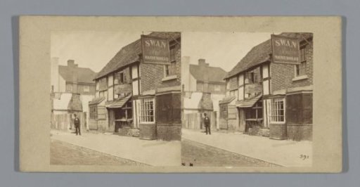 View of the inn 'Swan and Maidenhead' presumably in Stratford-upon-Avon