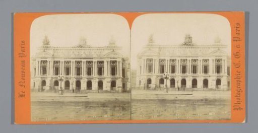 Facade of the Opéra Garnier in Paris