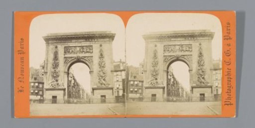 View of the Porte Saint-Denis in Paris
