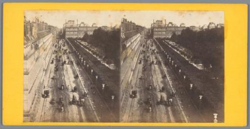 View of the Rue de Rivoli in Paris