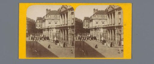 View of the Rue Saint-Honoré and the Palais-Royal in Paris