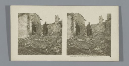 Aid post of the Red Cross after a bombardment
