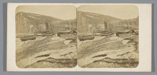 Ships on the beach of Yport