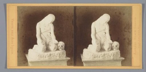 Statue of the Penitent Magdalene, a copy after the sculpture by Antonio Canova, in the Villa Carlotta