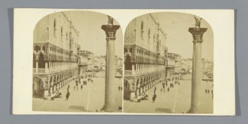 Column of San Marco and the side facade of the Doge's Palace in Venice