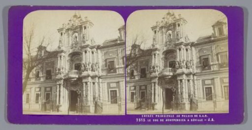 View of the courtyard and the main entrance of the Palacio de San Telmo in Seville