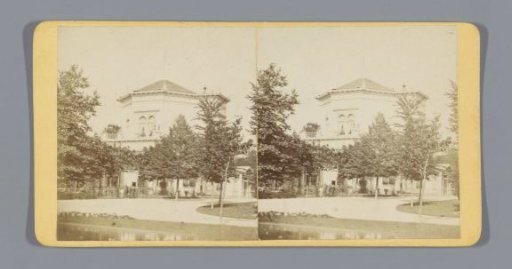 Villa near a park