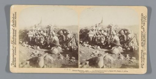 Soldiers of the Gordon Highlanders establishing themselves on a hill, South Africa