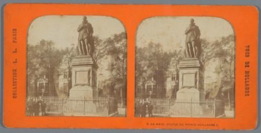 View of the statue of William of Orange on the Square in The Hague
