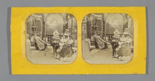 Scene in a salon, in the background view of mountains
