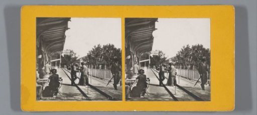 Conveyor belt (moving walkway) as part of the Rue de l'Avenir at the 1900 World's Fair