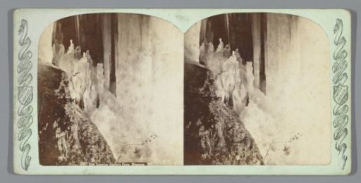 Ice formation in 'Catlin's Cave' near the Niagara Falls