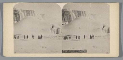 An iceberg before Niagara Falls