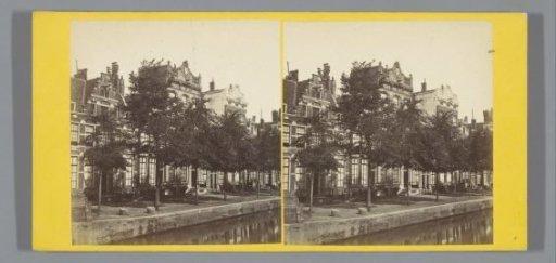 View of the Herengracht at the Huidenstraat in Amsterdam
