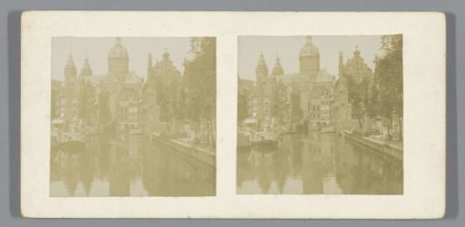 Oudezijds Voorburgwal and the Sint-Nicolaaskerk, Amsterdam