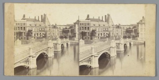 Binnen-Amstel at the Halvemaansbrug