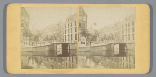 Warmoesgracht in Amsterdam, viewed from the Singel