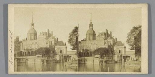 View of the Wijnhaven and the dome of the Groothoofdspoort, Dordrecht