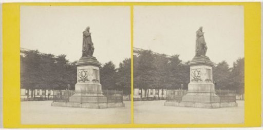 View of the statue of Willem van Oranje by Louis Royer on the Plein in The Hague