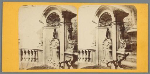 View of Manneken Pis in Brussels