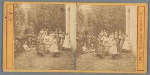 Group of girls in a courtyard in Leuven