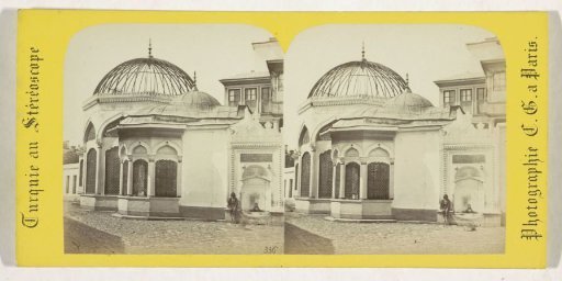 Tomb of Emetullah Râbi'a Gülnûş Sultan in the Yeni Valide Mosque in Üsküdar
