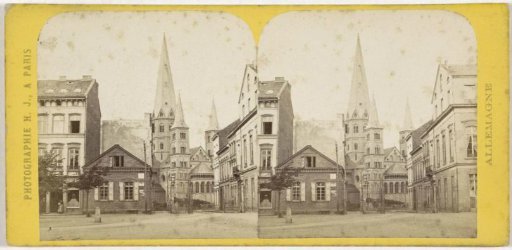 Martinsplatz and the Minster of Bonn, Germany