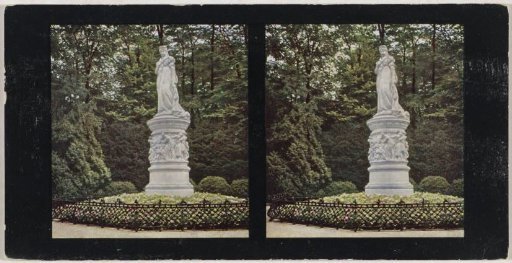 Monument to Queen Louise in Berlin