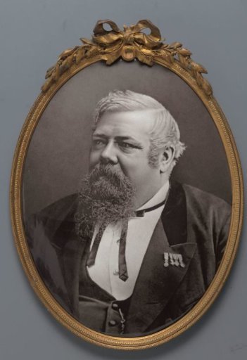Photographic reproduction of a daguerreotype of a bearded man, designated as Cruchelet