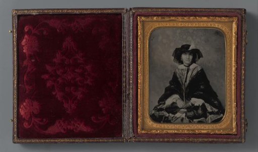 Portrait of an unknown woman with a hat