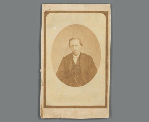 Portrait of Louis Jacques Marie van Aerschodt on a prayer card