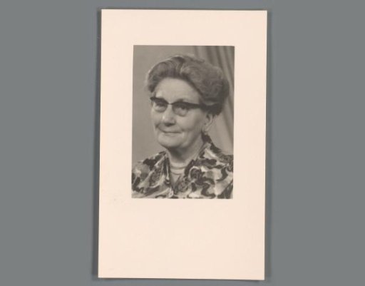 Portrait of Maria Westerweel on a prayer card