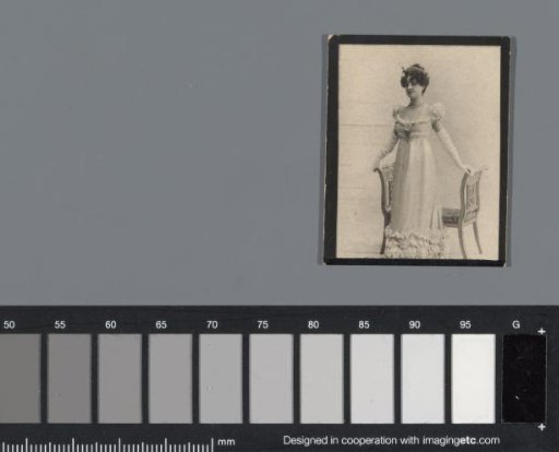 Portrait of an unknown woman in evening dress, advertisement for A. Claeys & Vanden Bussche