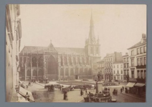 View of the Saint Paul's Cathedral and the fountain La Vierge à l'Enfant in Liège, Belgium