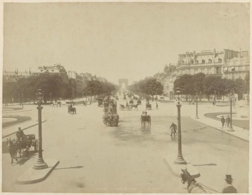 Carré Marigny, viewed towards the Arc de Triomphe, Paris