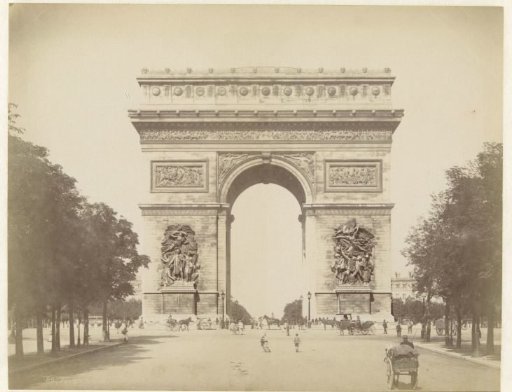 Arc de Triomphe in Paris