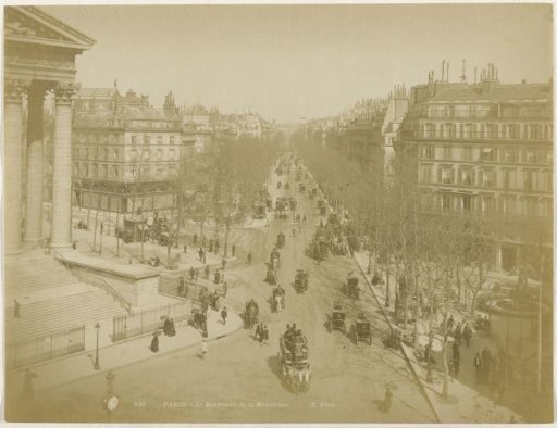 Boulevard de la Madeleine in Paris