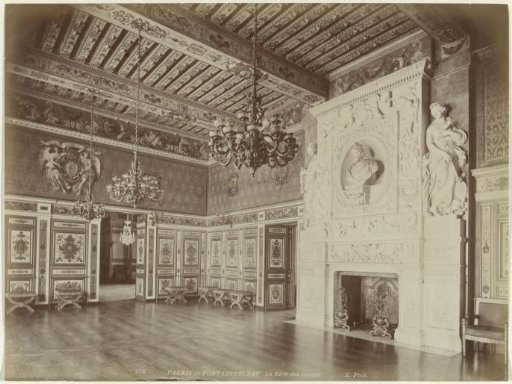 Salle des Gardes in the Palace of Fontainebleau