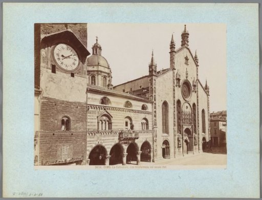Façade of the cathedral of Como