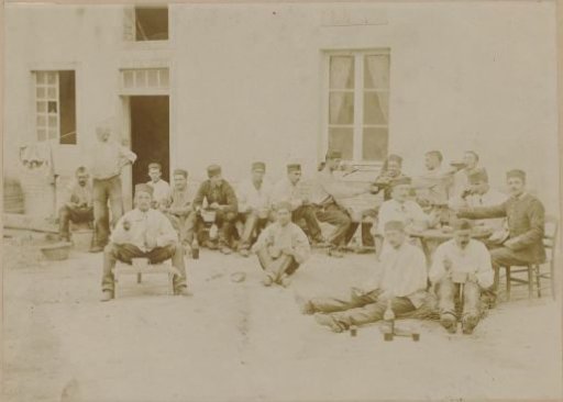 Group portrait of unknown soldiers of a dragoon regiment, during a meal