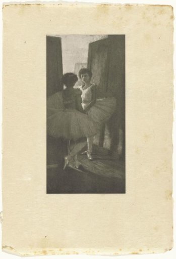Two ballerinas behind the scenery