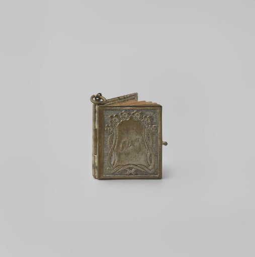 Pendant with Miniature Leporello Album of Ten Photographs of Kleve