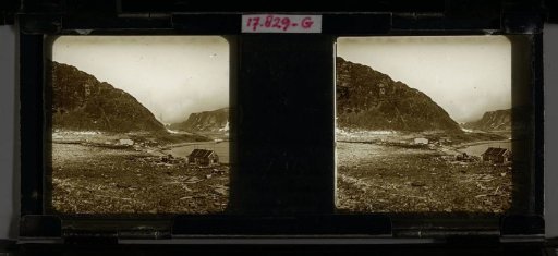 Base of Salomon August Andrée on Danskøya