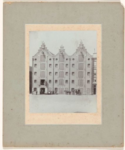 The warehouses Medan, Bindjeij and Laboean at the Houtmankade, Amsterdam