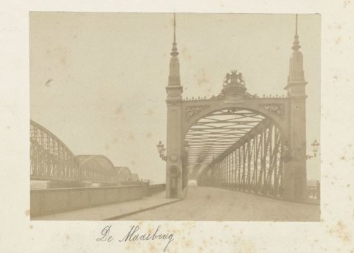 View of the Willems Bridge in Rotterdam