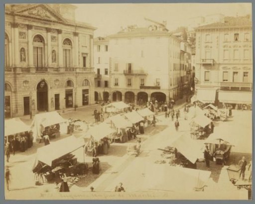 Market on the Piazza della Riforma in Lugano
