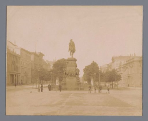 Equestrian statue of Frederick the Great on Unter den Linden, Berlin