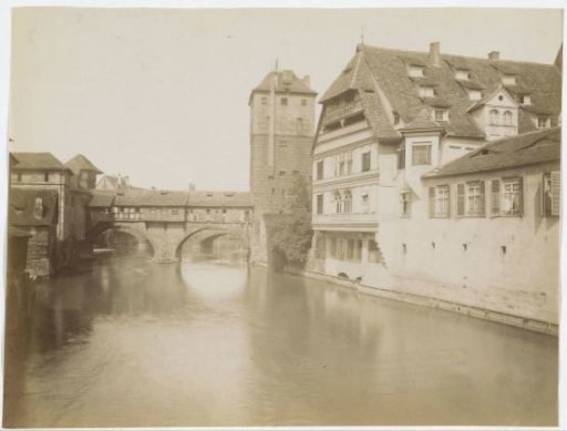 Henkerturm and the hotel Bayerischer Hof on the Pegnitz in Nuremberg