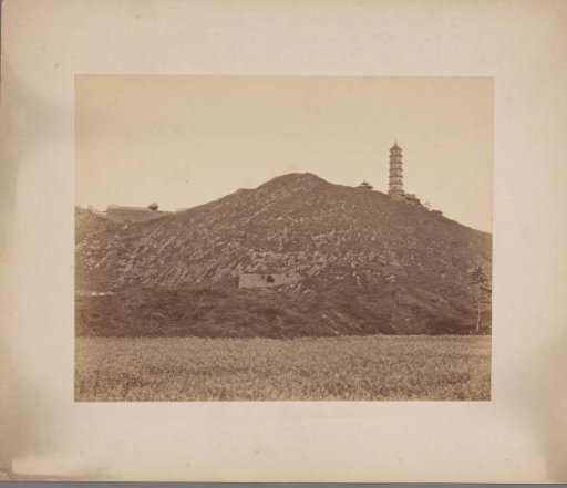 View of the Jade Peak pagoda in Beijing