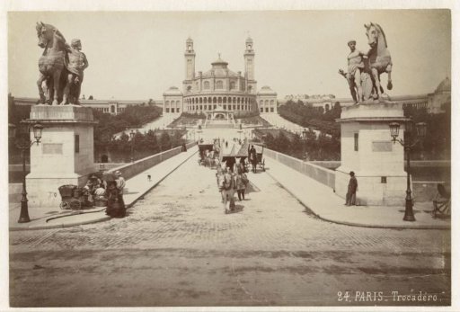 View of the Palais du Trocadéro in Paris